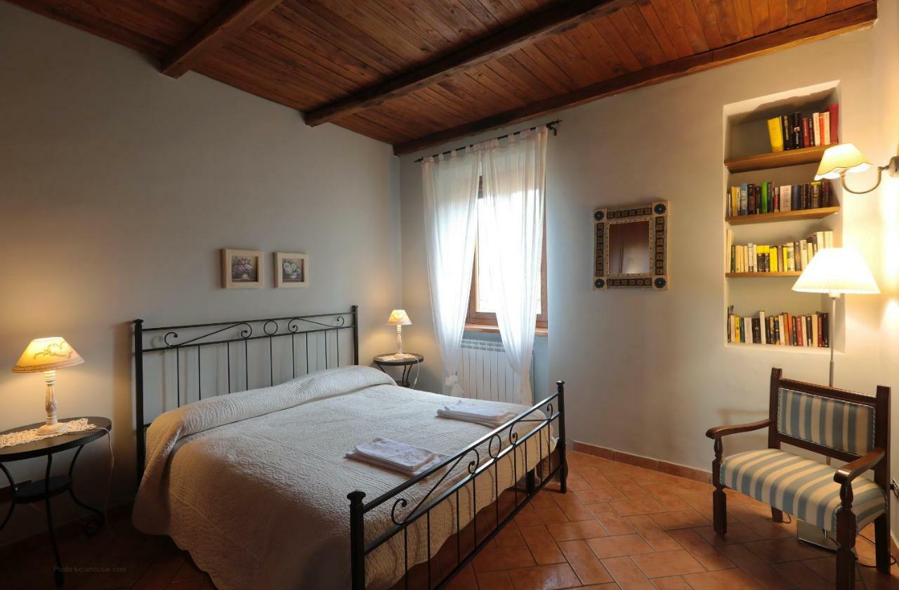 Ai Due Cedri Guest House Capranica Ngoại thất bức ảnh