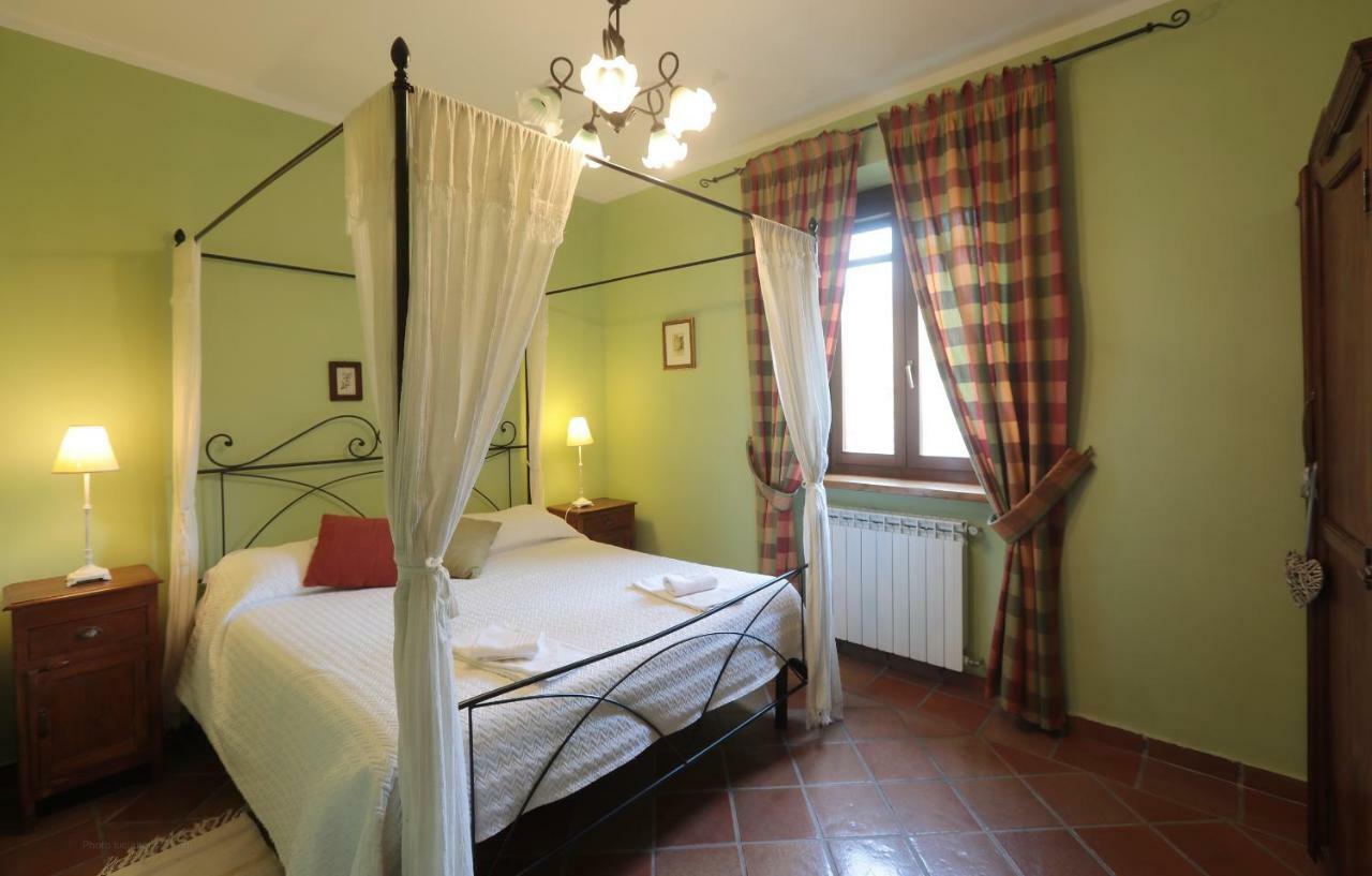 Ai Due Cedri Guest House Capranica Ngoại thất bức ảnh